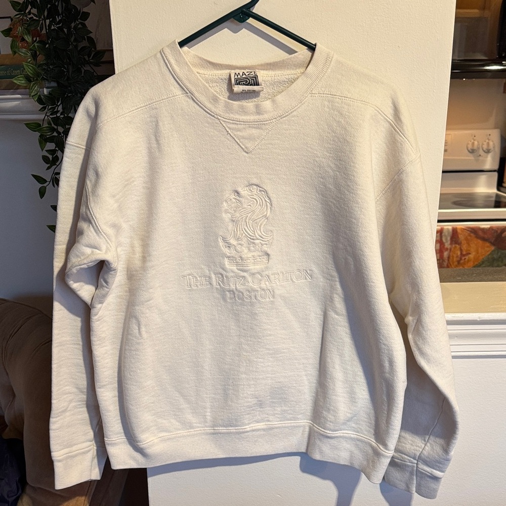 Vintage MAZE The Ritz Carlton Boston Sweatshirt